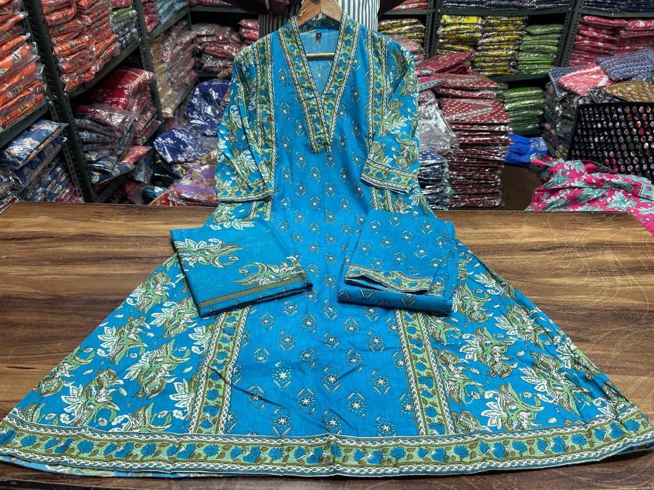Aline kurta