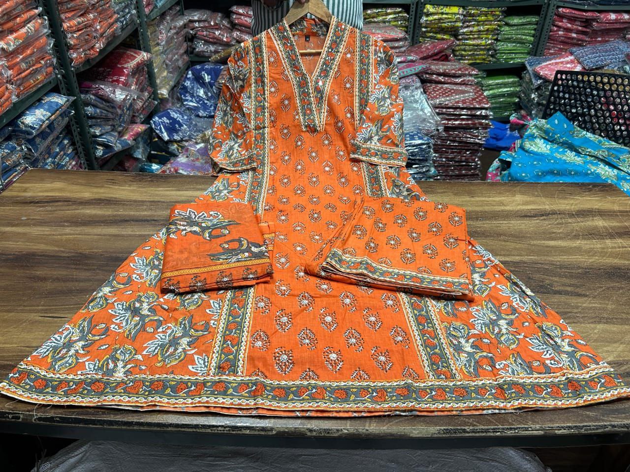 Aline kurta