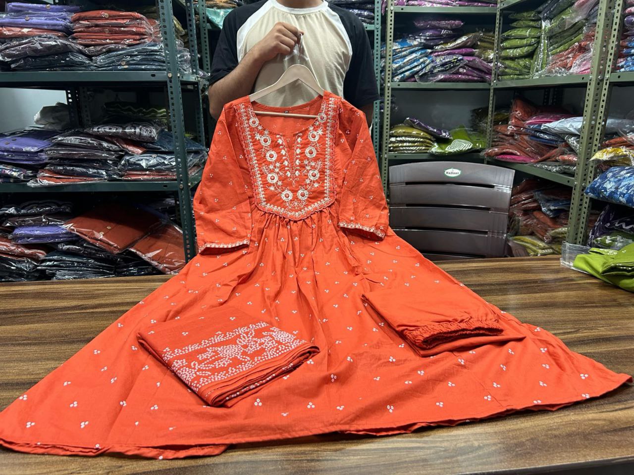 Anarkali kurta set