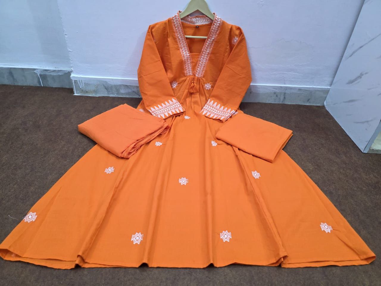 Anarkali kurta set