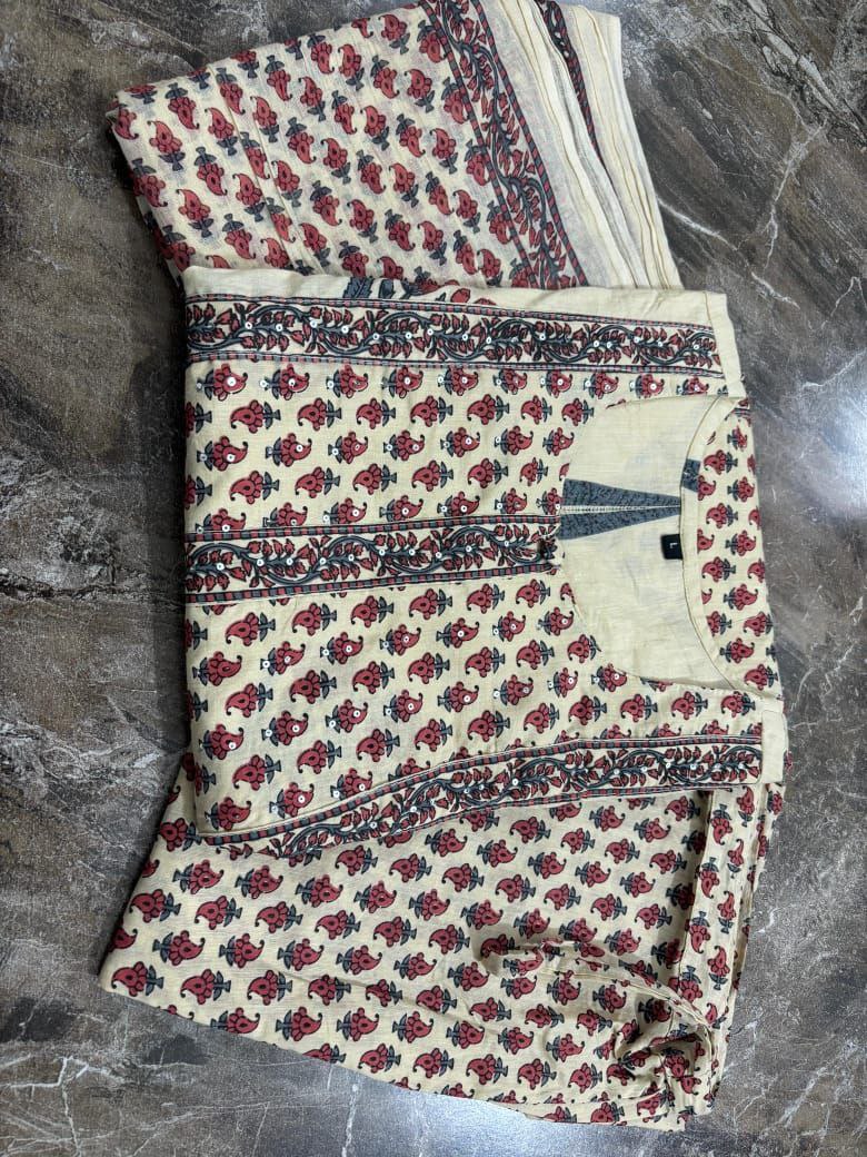 Premium  floral multicolor Cotton kurti Traditional & Ceremonial Clothing
