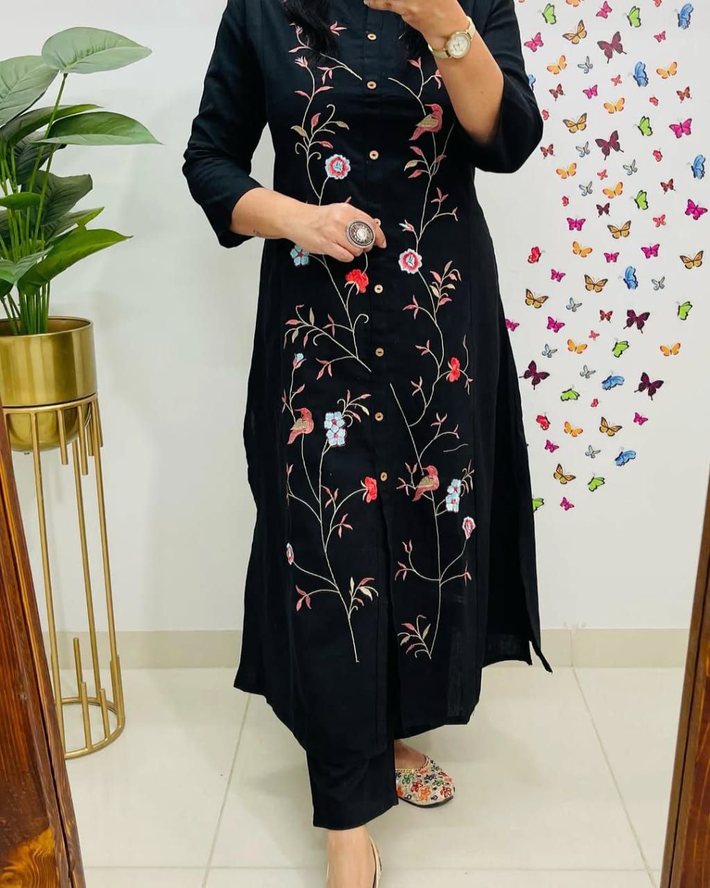 Premium  Embroidery kurti  Traditional & Ceremonial Clothing