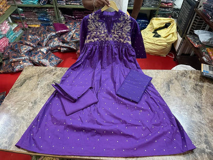Anarkali kurta