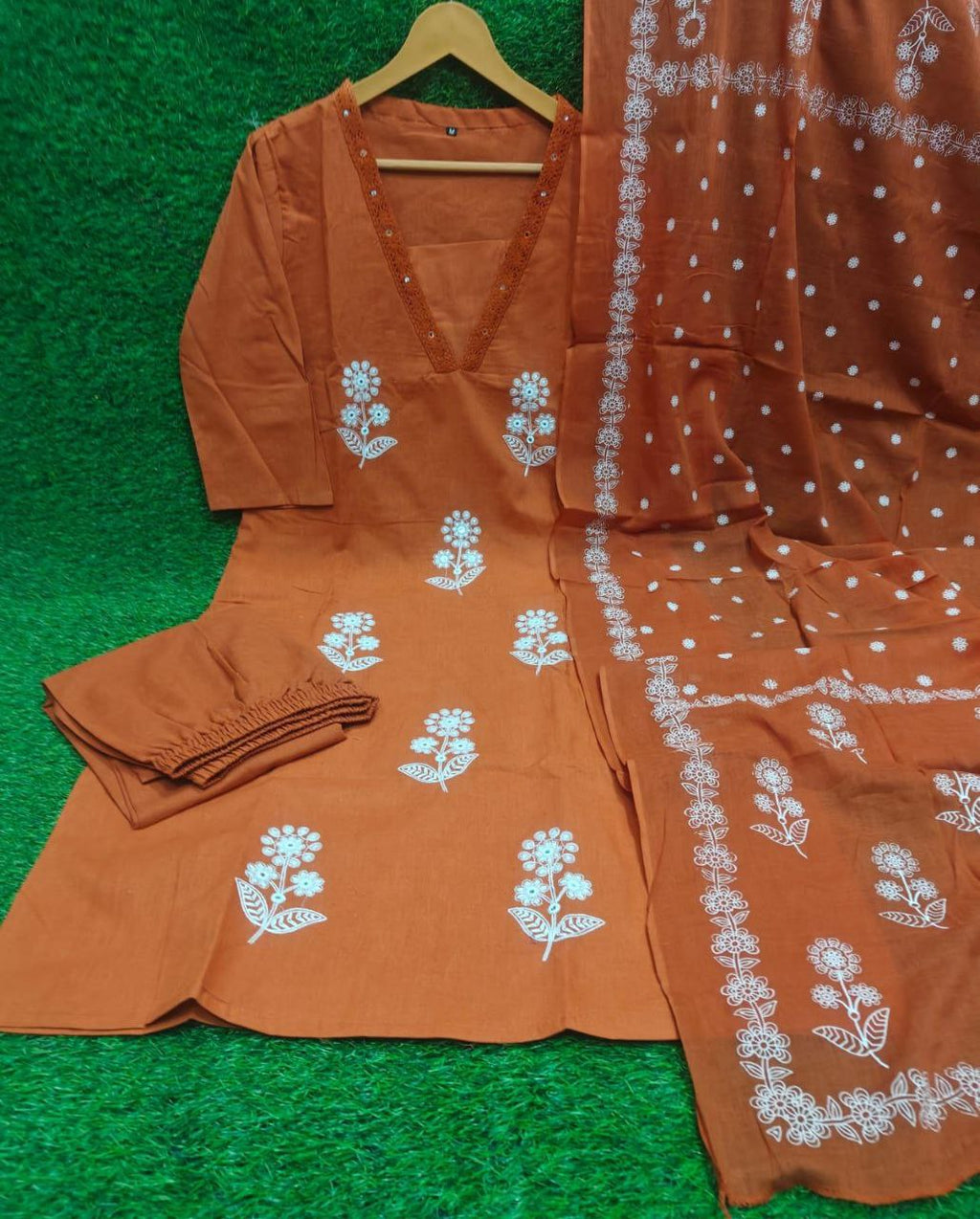 Premium floral Cotton kurti pant dupatta Traditional & Ceremonial Clothing