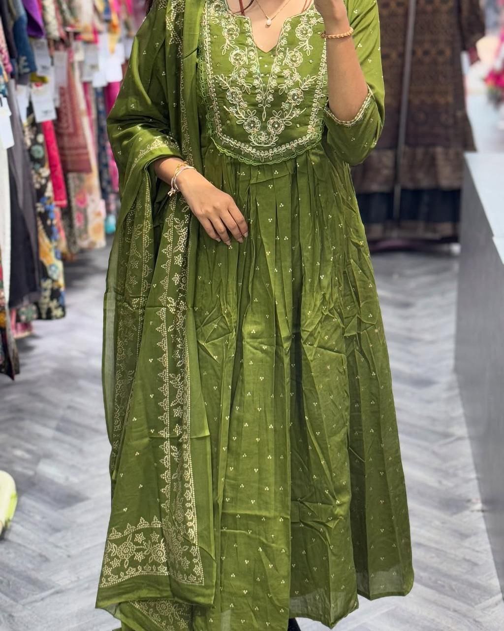 Anarkali kurta set