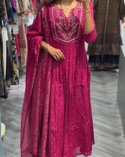 Anarkali kurta set