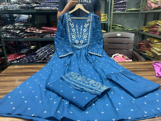 Anarkali kurta set