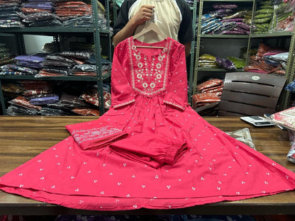 Anarkali kurta set