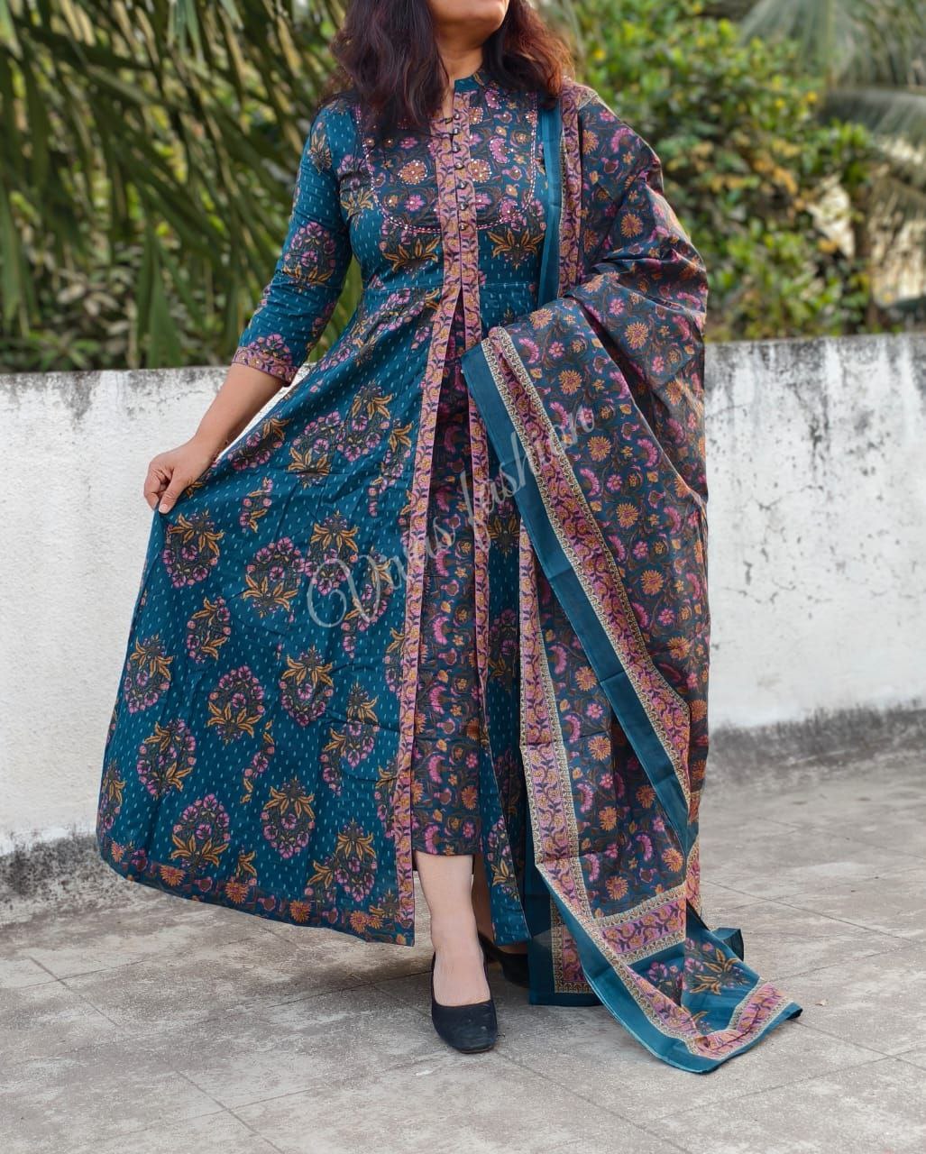 Premium floral Kalamkari set Traditional & Ceremonial Clothing