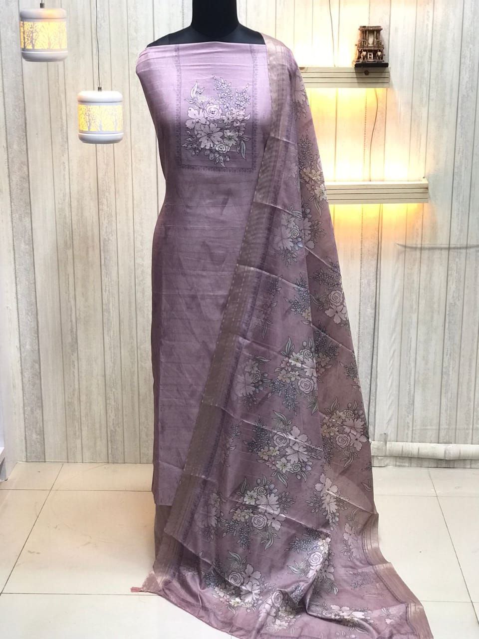 Premium floral striped  Traditional & Ceremonial Clothing