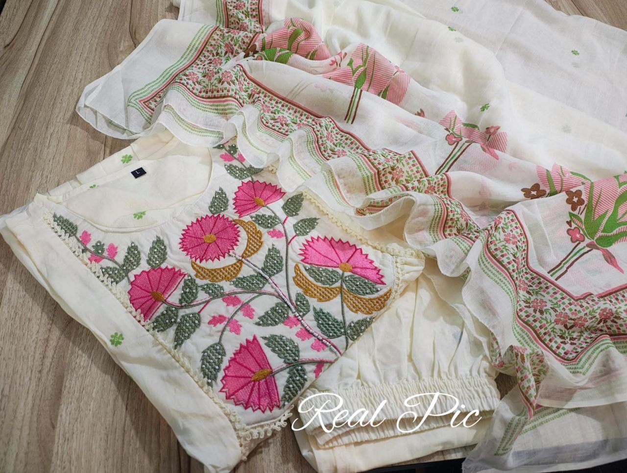 Premium floral Traditional & Ceremonial Clothing