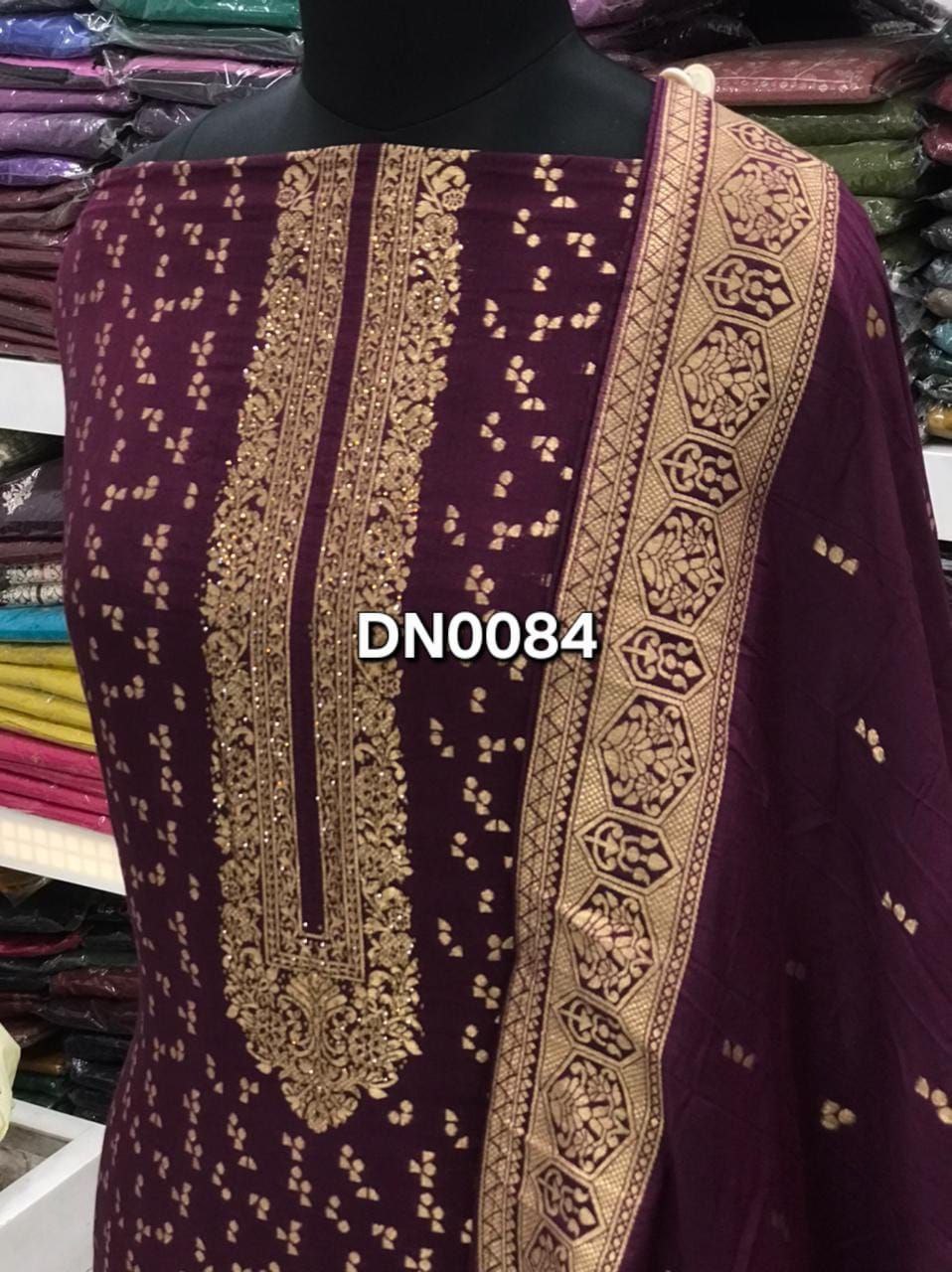 Premium floral Material