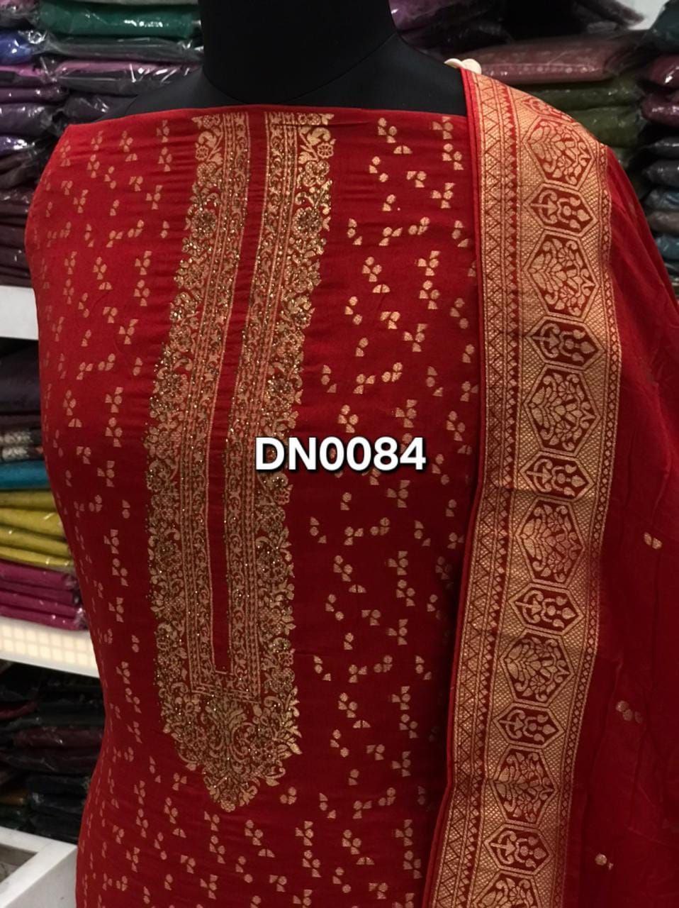 Premium floral Material