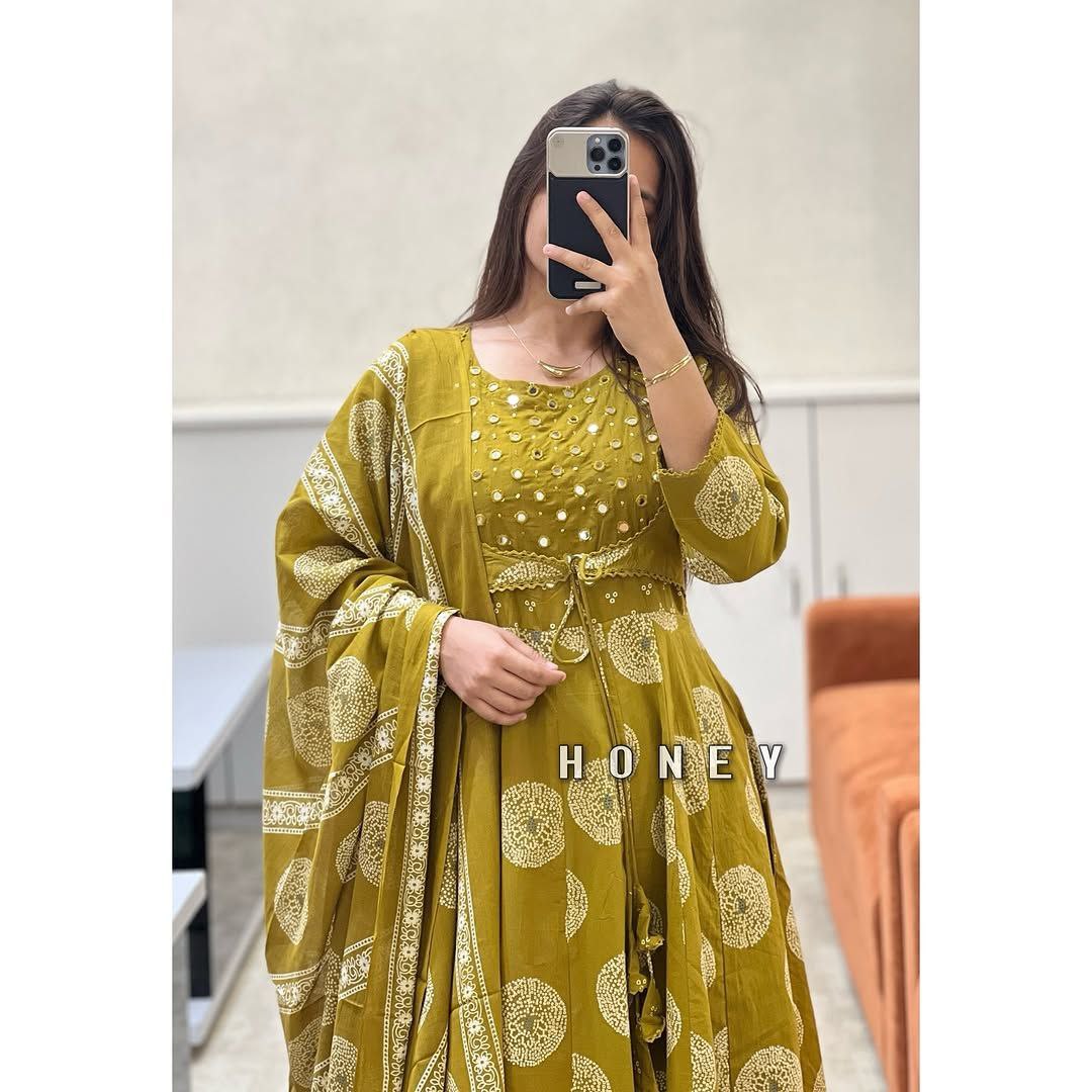 Premium floral Kurta  Traditional & Ceremonial Clothing