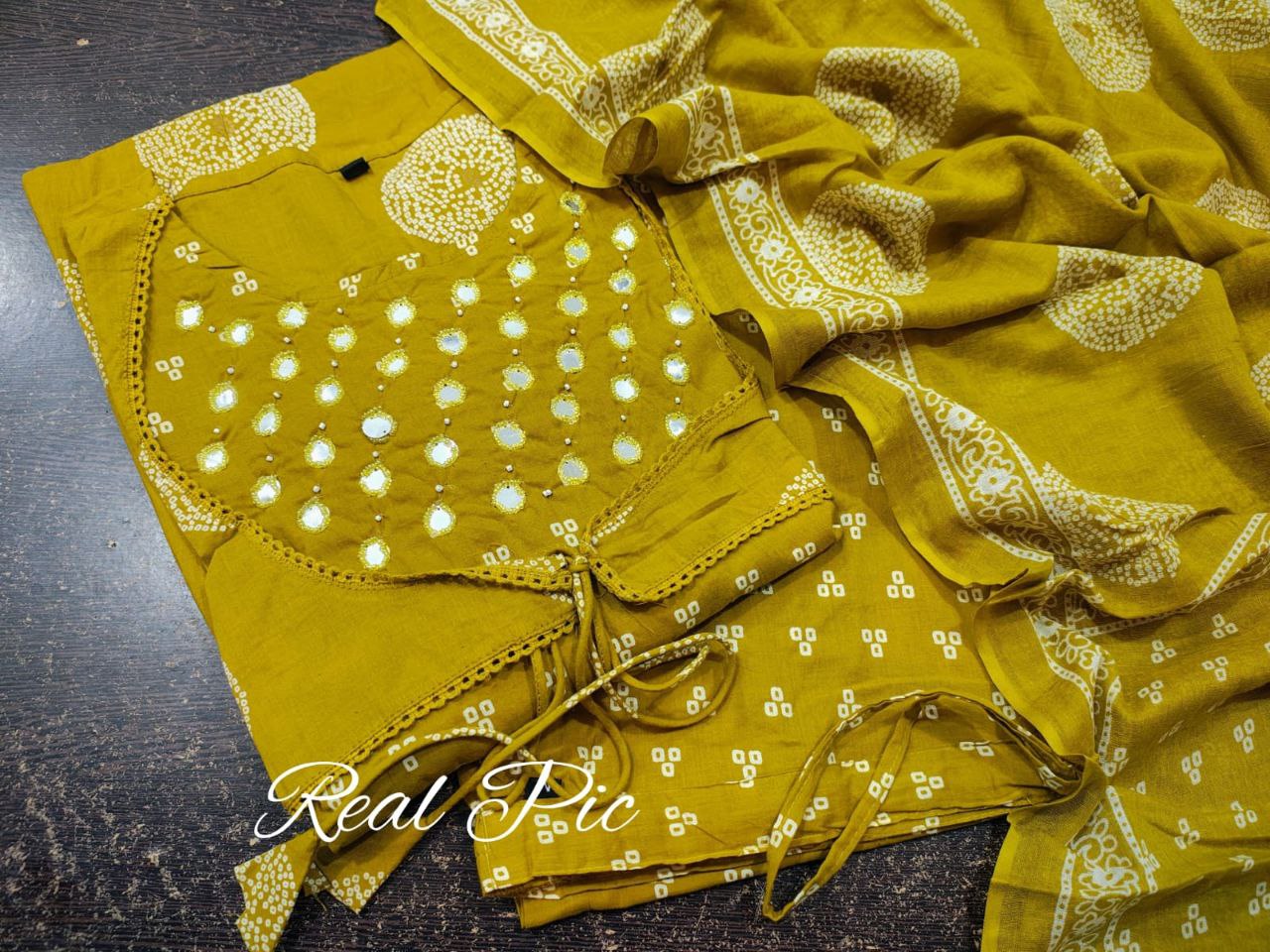 Premium floral Kurta  Traditional & Ceremonial Clothing