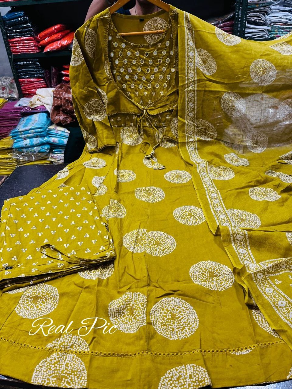Premium floral Kurta  Traditional & Ceremonial Clothing